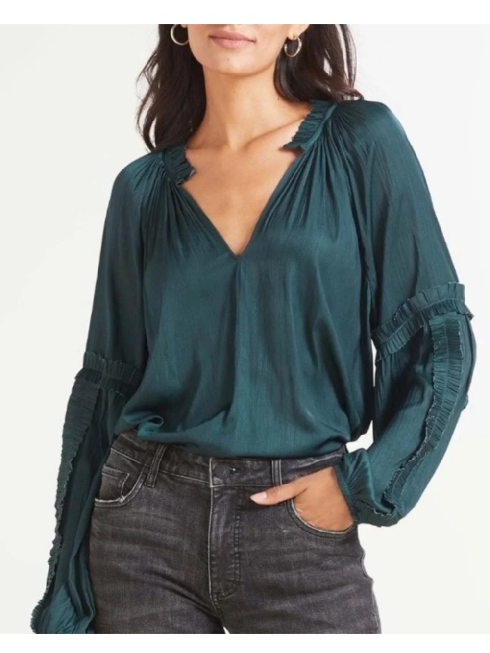 EVEREVE Roan & Ryan Kylee Satin Ruffle Blouse Green NWOT
